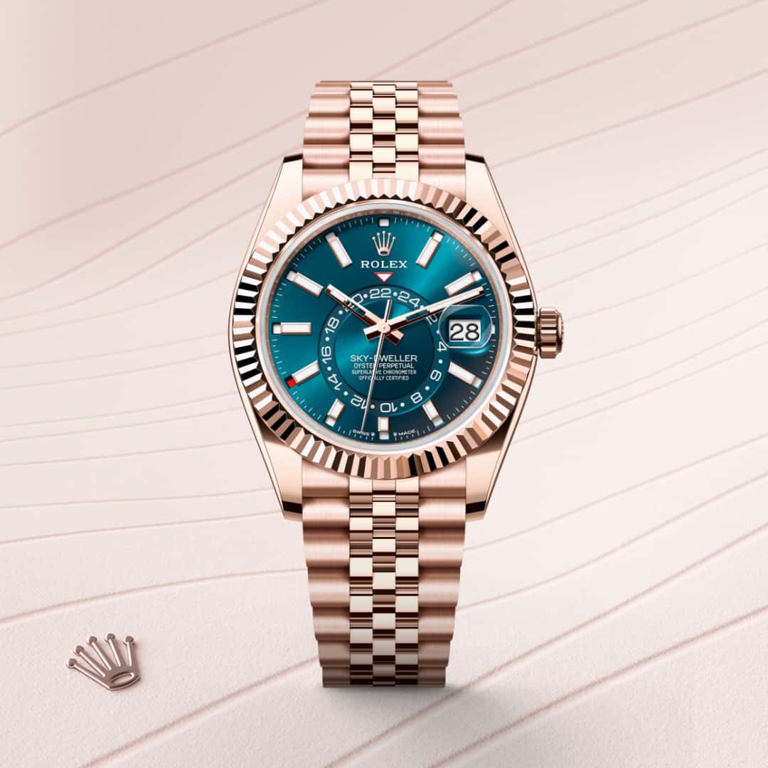 Rolex Sky-Dweller in 18 kt Everose gold, M336935-0005 - Richter & Phillips