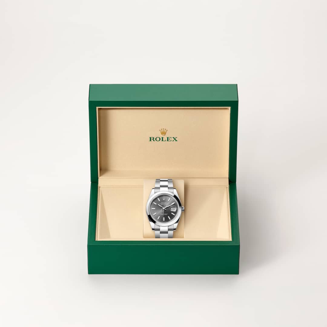 Rolex Datejust in Oystersteel, M126300-0007 - Little Switzerland