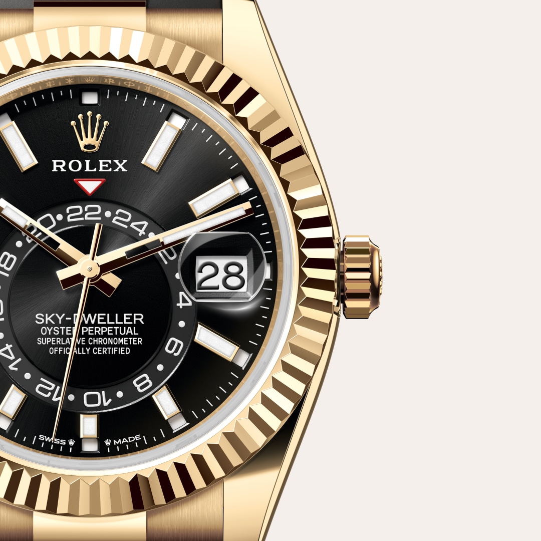Rolex Sky-Dweller in 18 kt yellow gold, M336238-0002 - Little Switzerland