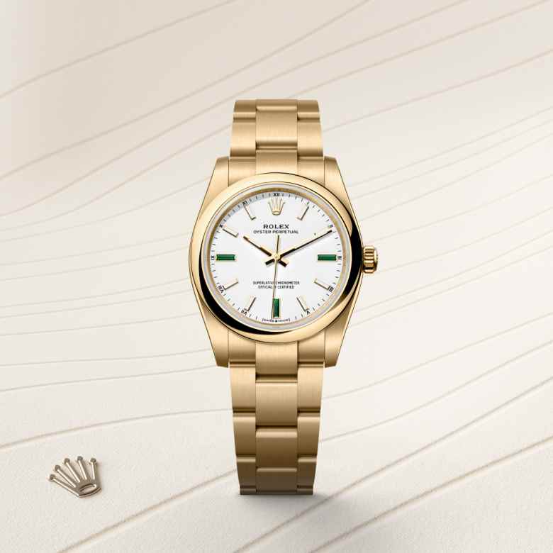 Rolex Oyster Perpetual in 18 kt yellow gold, M124208-0002 - Orrs Jewelers